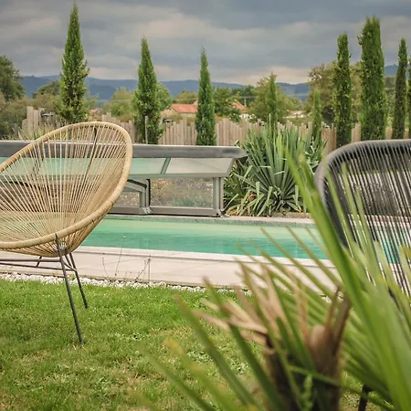 Le Logis Des Ecuries Pensjonat 4*
