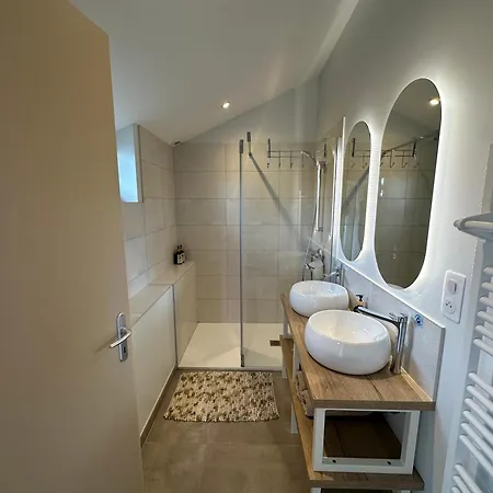 Pensjonat Le Logis Des Ecuries 4*