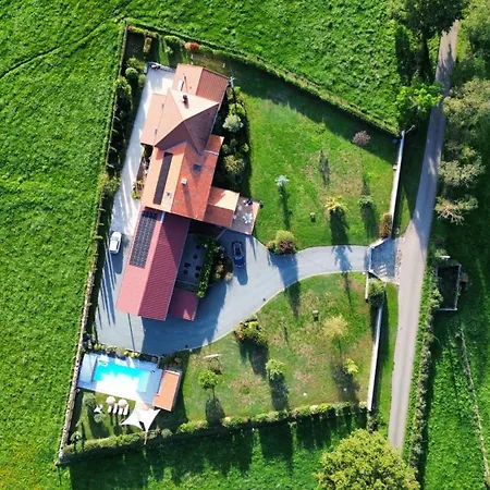 Pensjonat Le Logis Des Ecuries Renaison